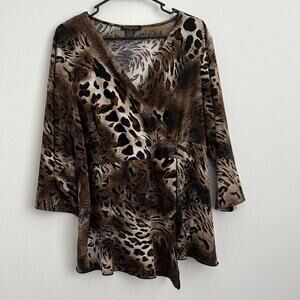 Susan Lawrence Top 2X Animal Print Brown V-Neck Asymmetrical Hem